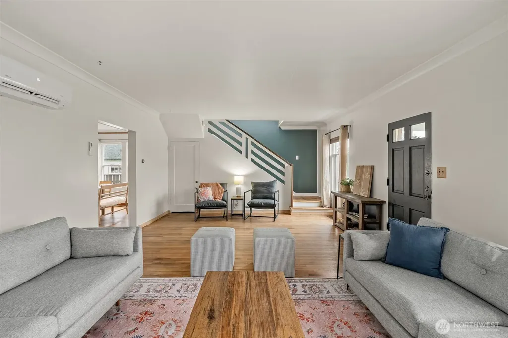 515 5th Street Hoquiam WA 98550