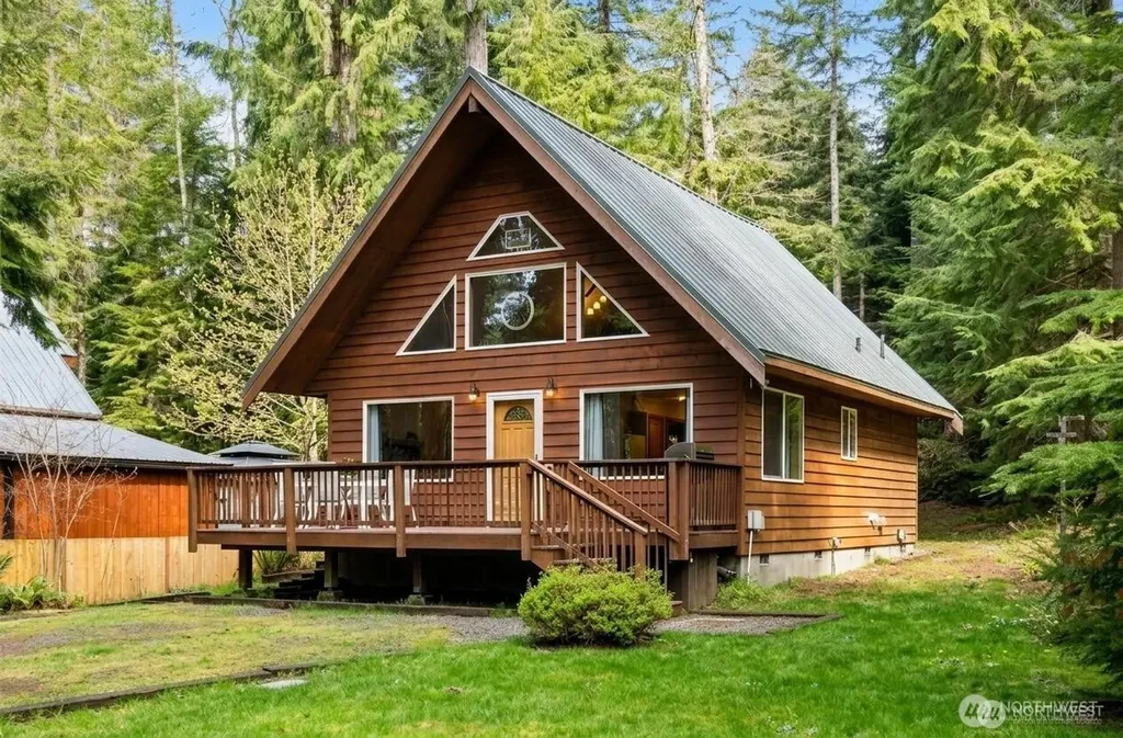 214 Paradise Drive Ashford WA 98304