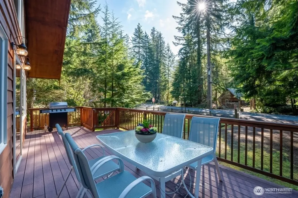 214 Paradise Drive Ashford WA 98304