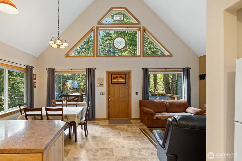 214 Paradise Drive Ashford WA 98304