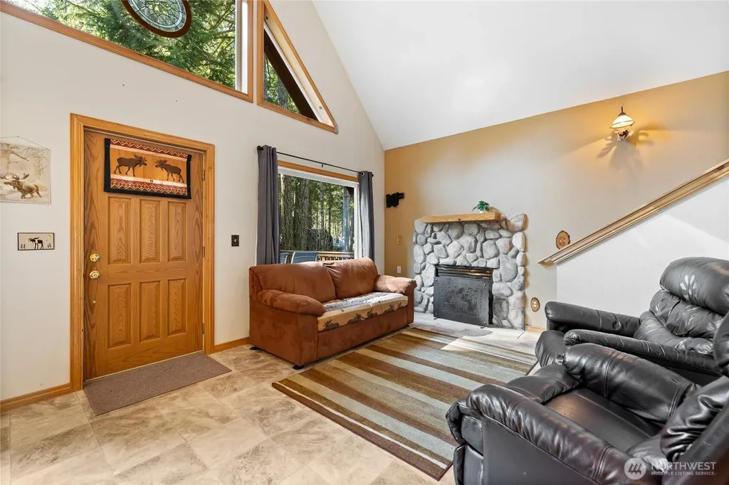 214 Paradise Drive Ashford WA 98304