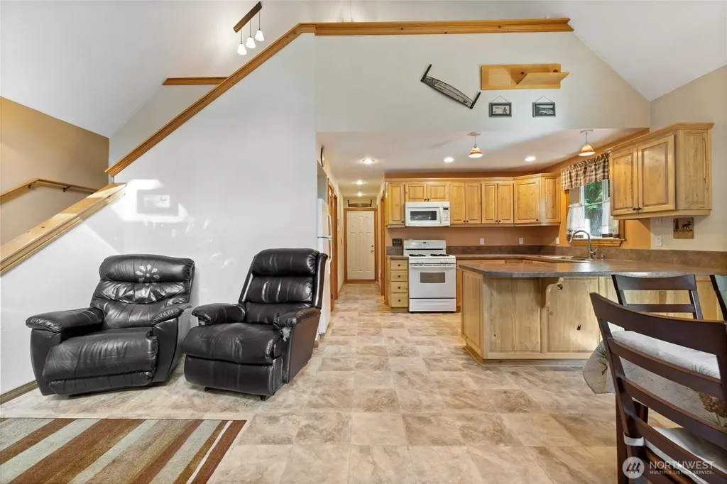 214 Paradise Drive Ashford WA 98304