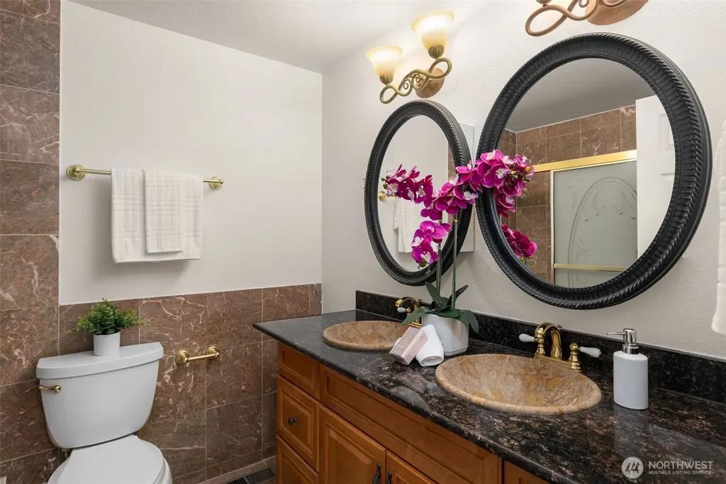11004 100th Avenue NE Kirkland WA 98033