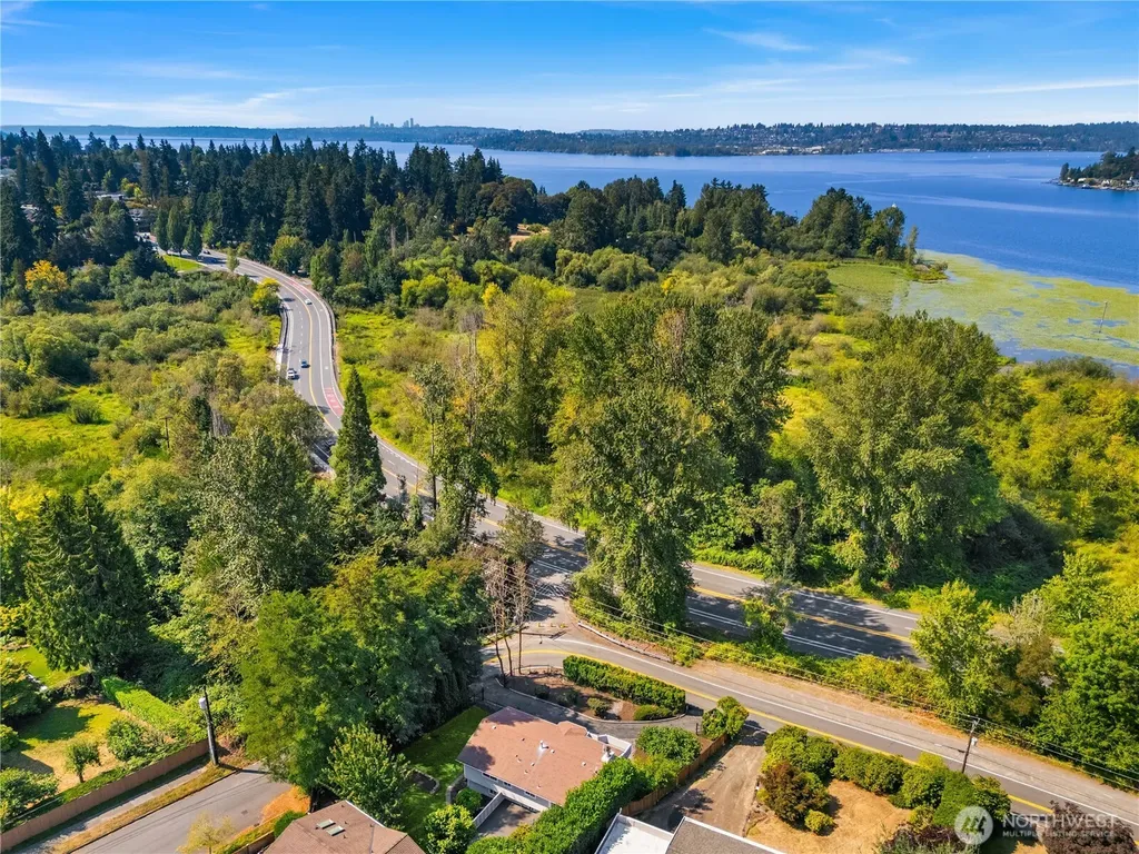 11004 100th Avenue NE Kirkland WA 98033