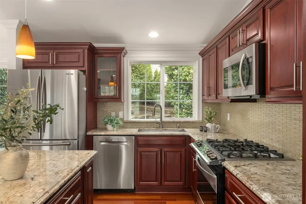 11004 100th Avenue NE Kirkland WA 98033