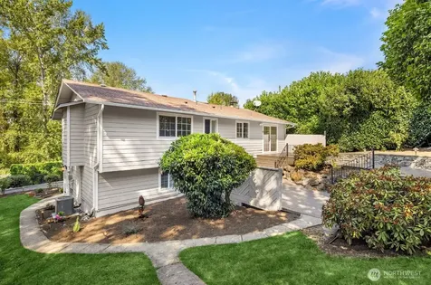 11004 100th Avenue NE Kirkland WA 98033