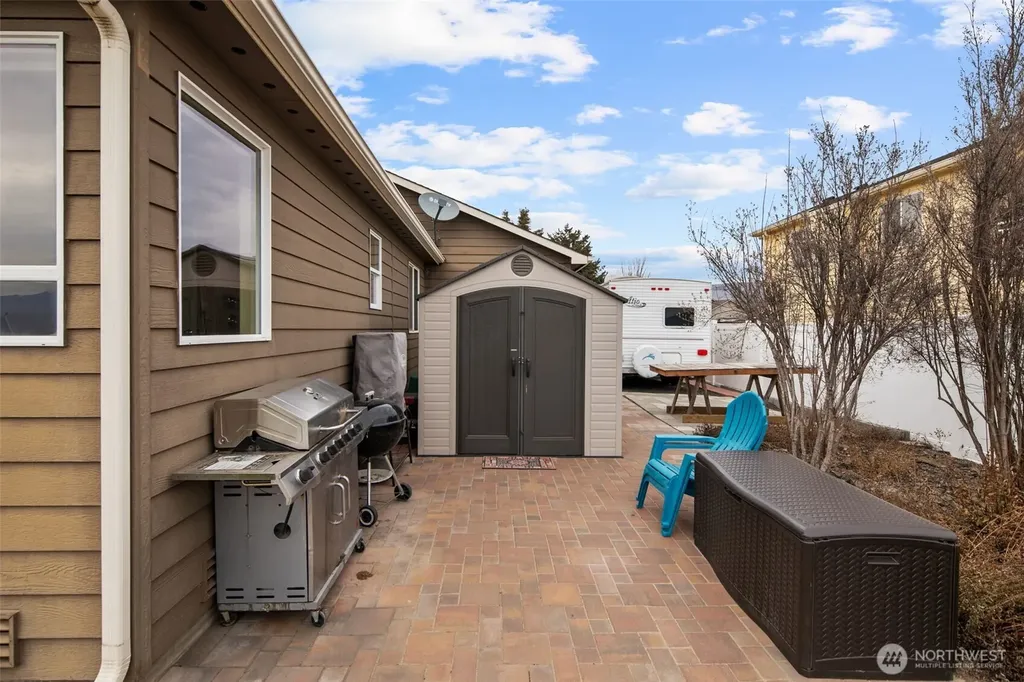 2312 Canyon Hills Drive East Wenatchee WA 98802