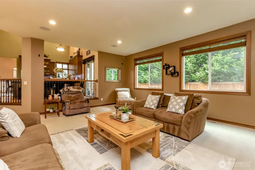 21305 62nd Street Ct E Lake Tapps WA 98391