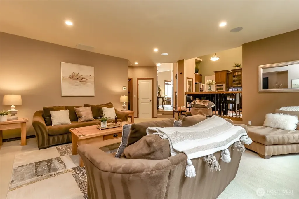 21305 62nd Street Ct E Lake Tapps WA 98391