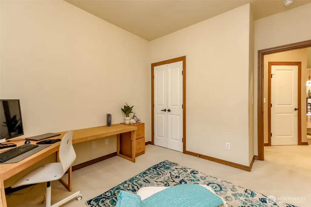 21305 62nd Street Ct E Lake Tapps WA 98391
