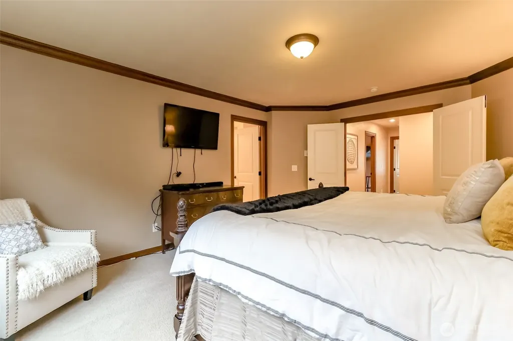 21305 62nd Street Ct E Lake Tapps WA 98391