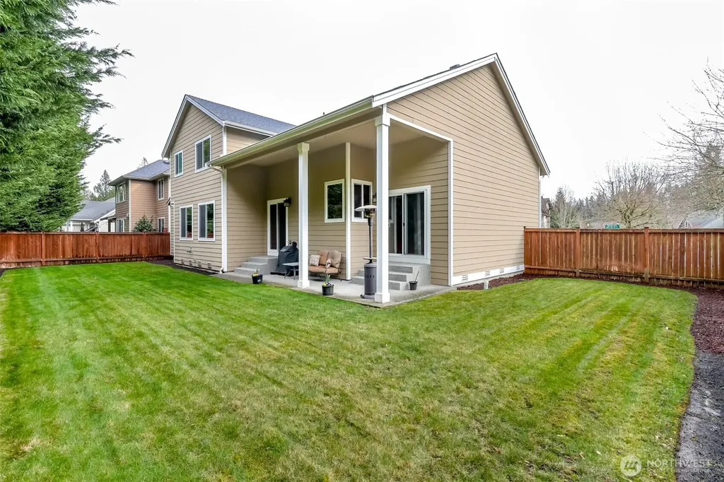 21305 62nd Street Ct E Lake Tapps WA 98391