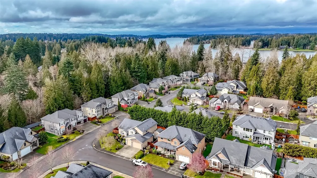 21305 62nd Street Ct E Lake Tapps WA 98391
