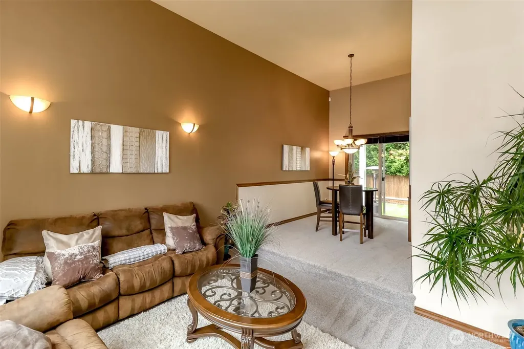 21305 62nd Street Ct E Lake Tapps WA 98391
