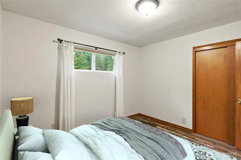 245 Joe Rocky Road Raymond WA 98577