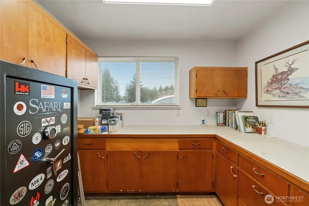245 Joe Rocky Road Raymond WA 98577