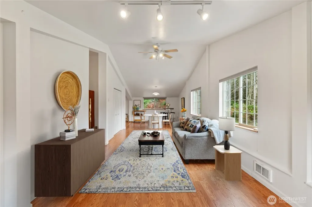 245 Joe Rocky Road Raymond WA 98577