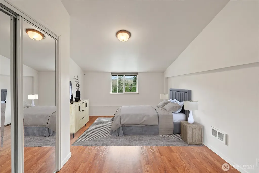 245 Joe Rocky Road Raymond WA 98577