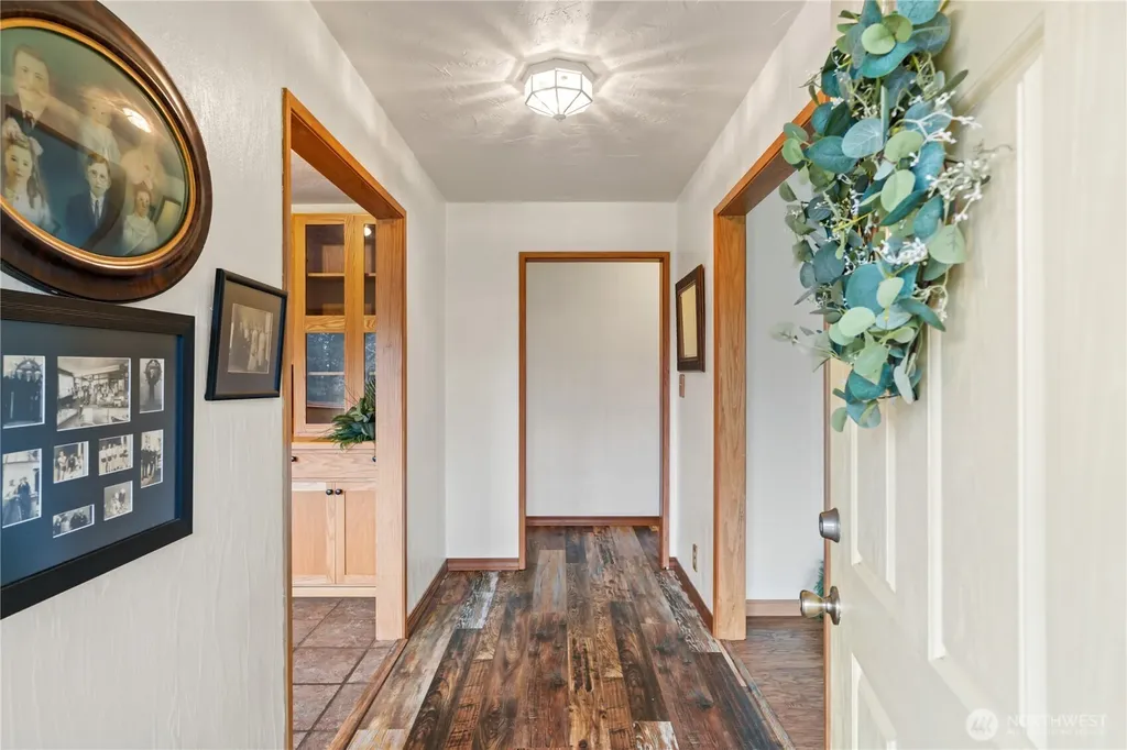 245 Joe Rocky Road Raymond WA 98577