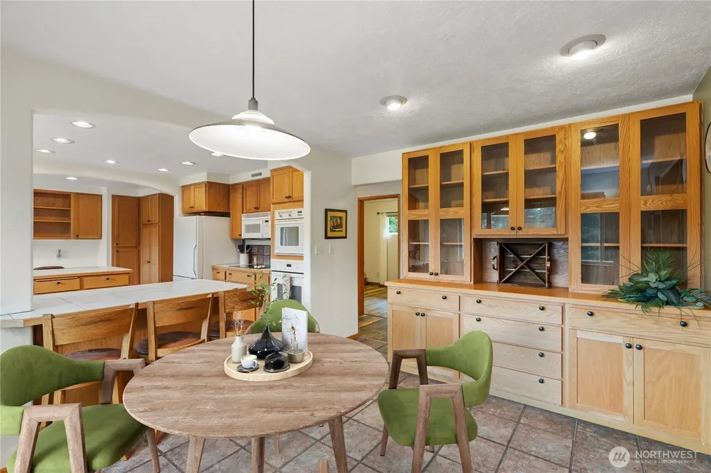 245 Joe Rocky Road Raymond WA 98577