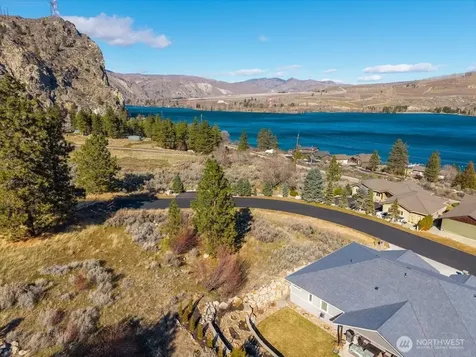 15315 Lakeview Street Entiat WA 98822
