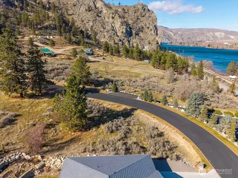15315 Lakeview Street Entiat WA 98822