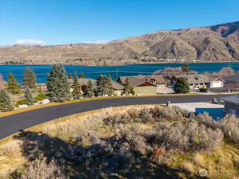 15315 Lakeview Street Entiat WA 98822