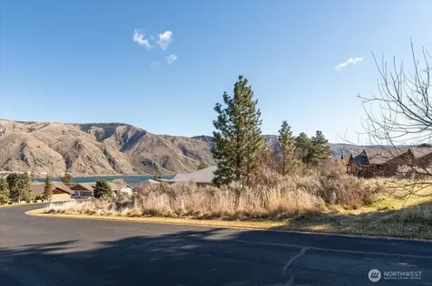 15315 Lakeview Street Entiat WA 98822