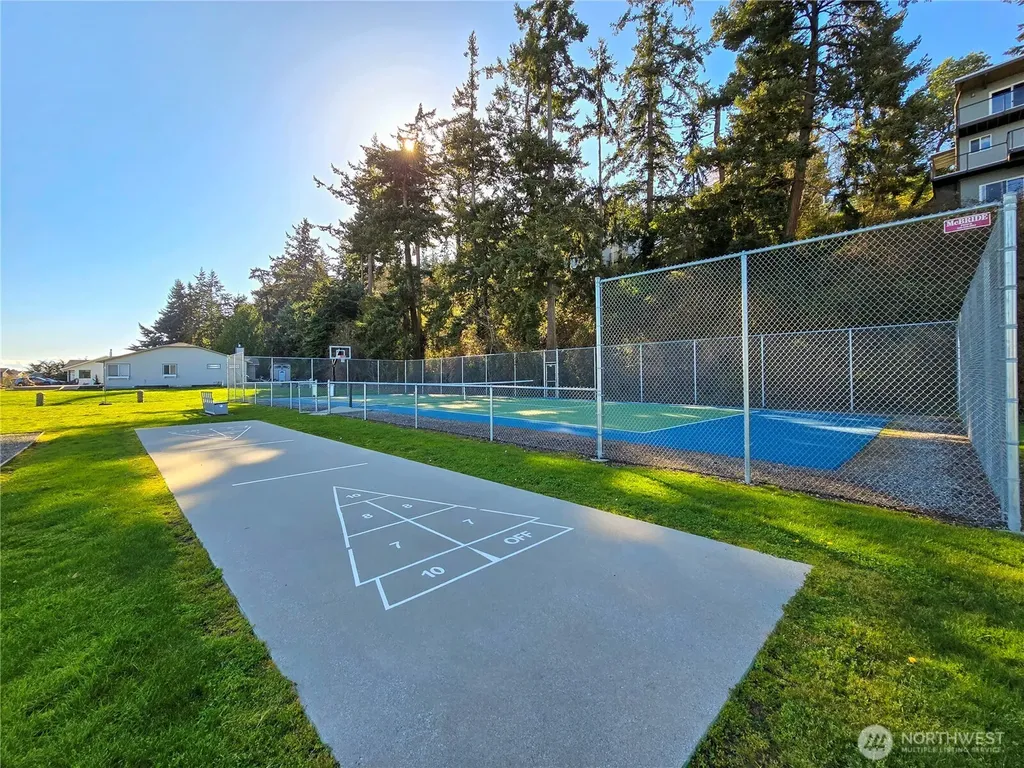 2271 Mariner Beach Drive Oak Harbor WA 98277