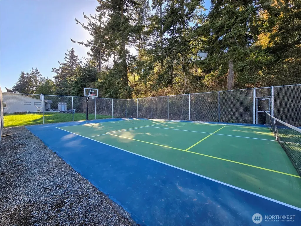 2271 Mariner Beach Drive Oak Harbor WA 98277