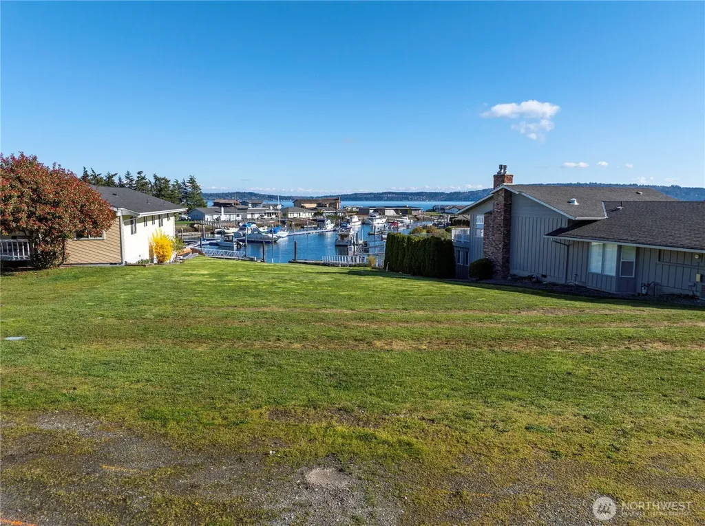 2271 Mariner Beach Drive Oak Harbor WA 98277