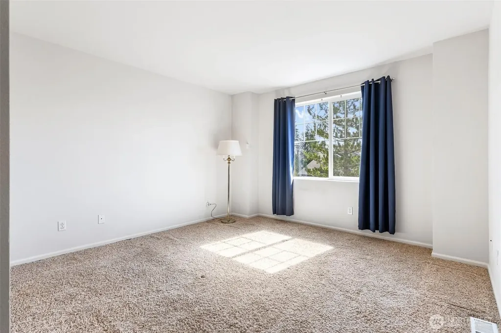 8381 21st Street NE Lake Stevens WA 98258