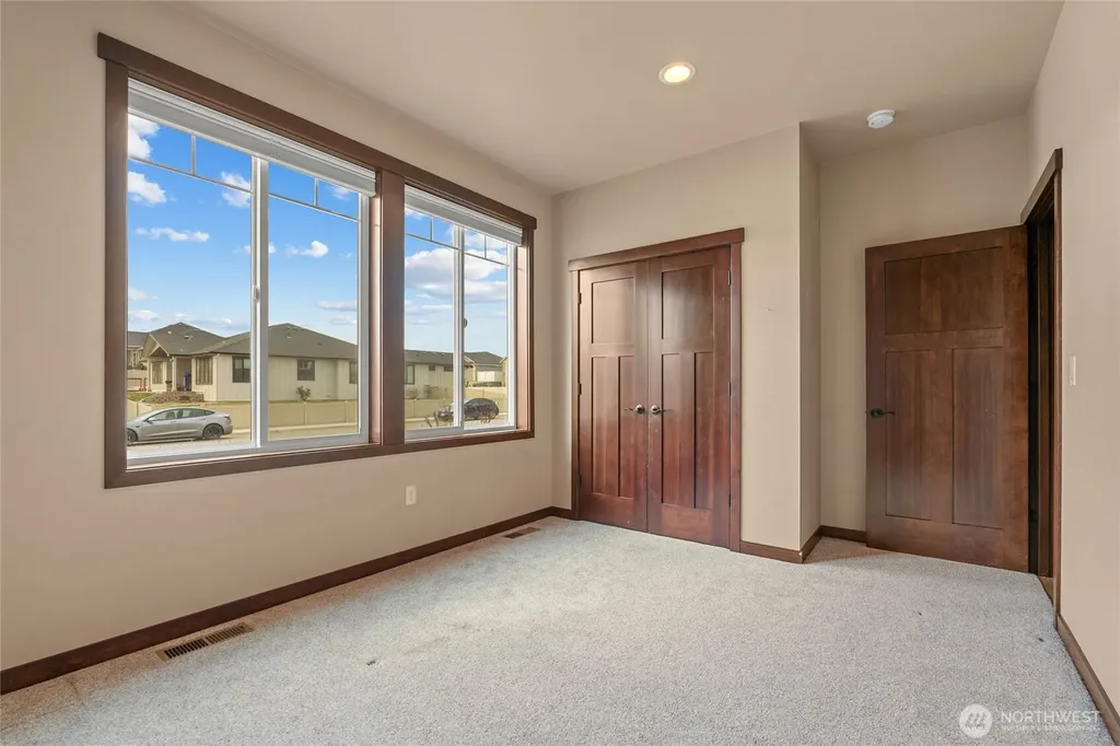 755 S Perry Avenue East Wenatchee WA 98802