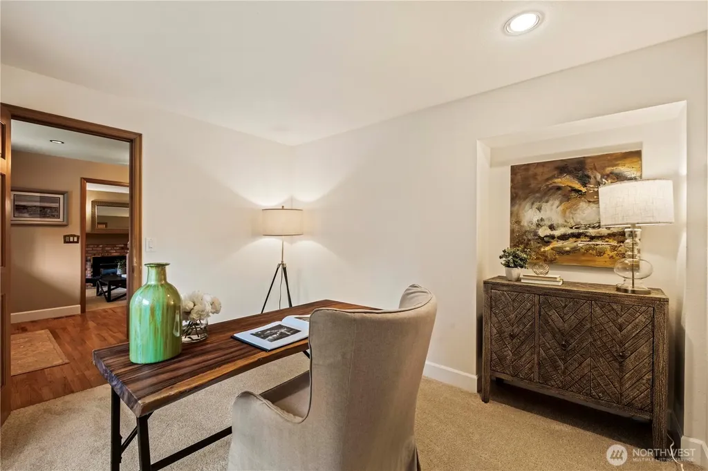 24229 NE 7th Place Sammamish WA 98074