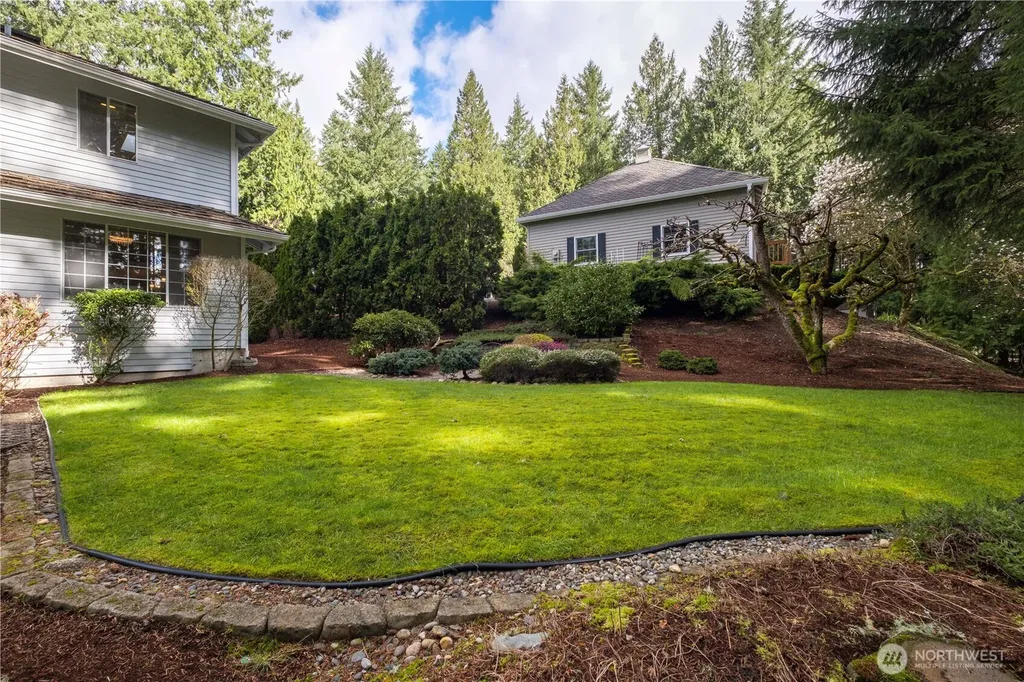 24229 NE 7th Place Sammamish WA 98074
