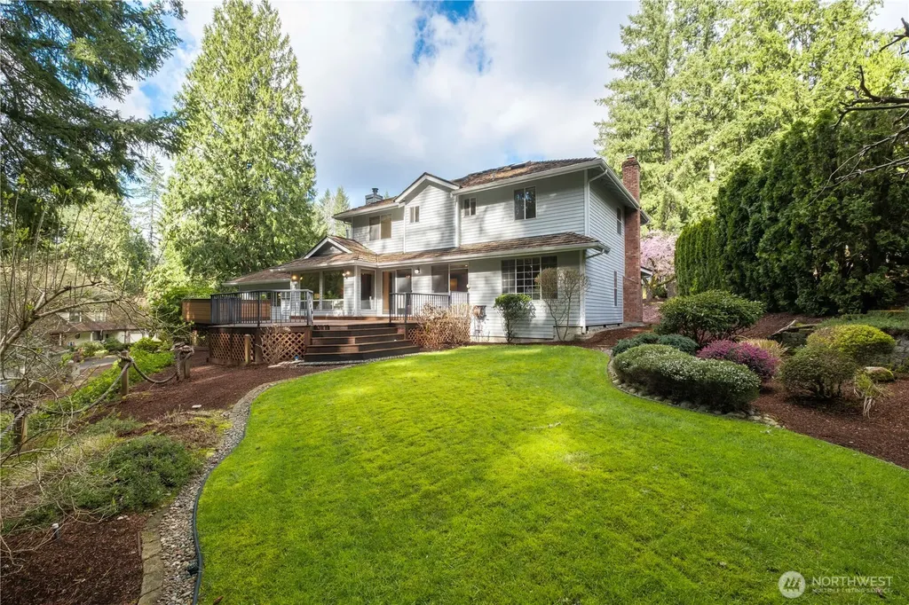 24229 NE 7th Place Sammamish WA 98074