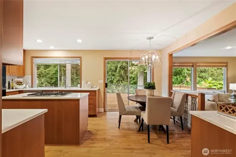 24229 NE 7th Place Sammamish WA 98074