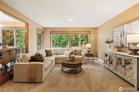 24229 NE 7th Place Sammamish WA 98074