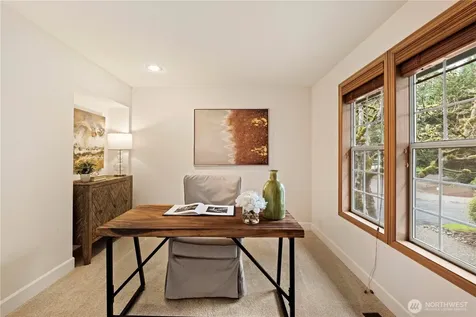24229 NE 7th Place Sammamish WA 98074