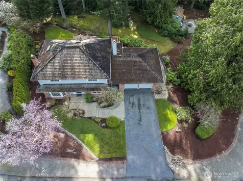24229 NE 7th Place Sammamish WA 98074