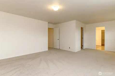 7017 179th Street Ct E Puyallup WA 98375