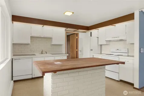 5516 156th Avenue NE Redmond WA 98052