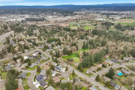 5516 156th Avenue NE Redmond WA 98052