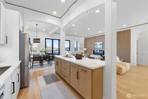 7908 S Lakeridge Drive Seattle WA 98178