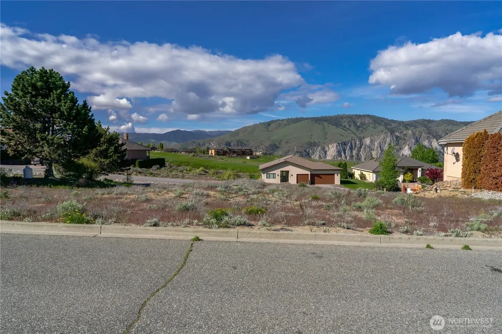 307 Desert View Place Orondo WA 98843