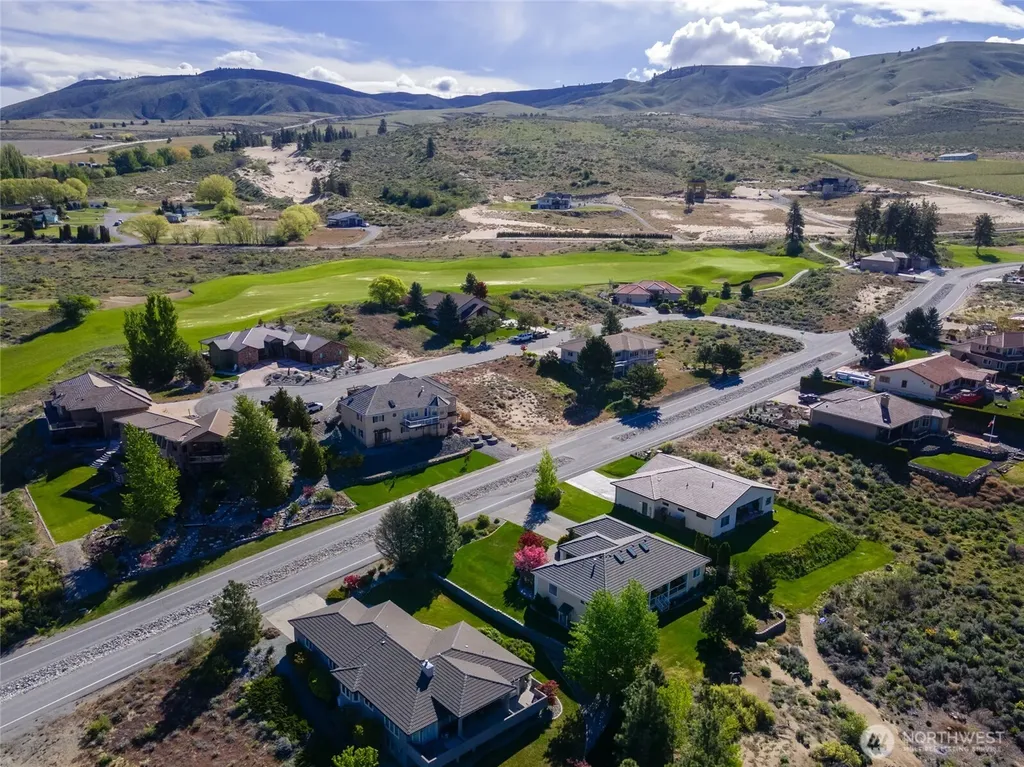 307 Desert View Place Orondo WA 98843