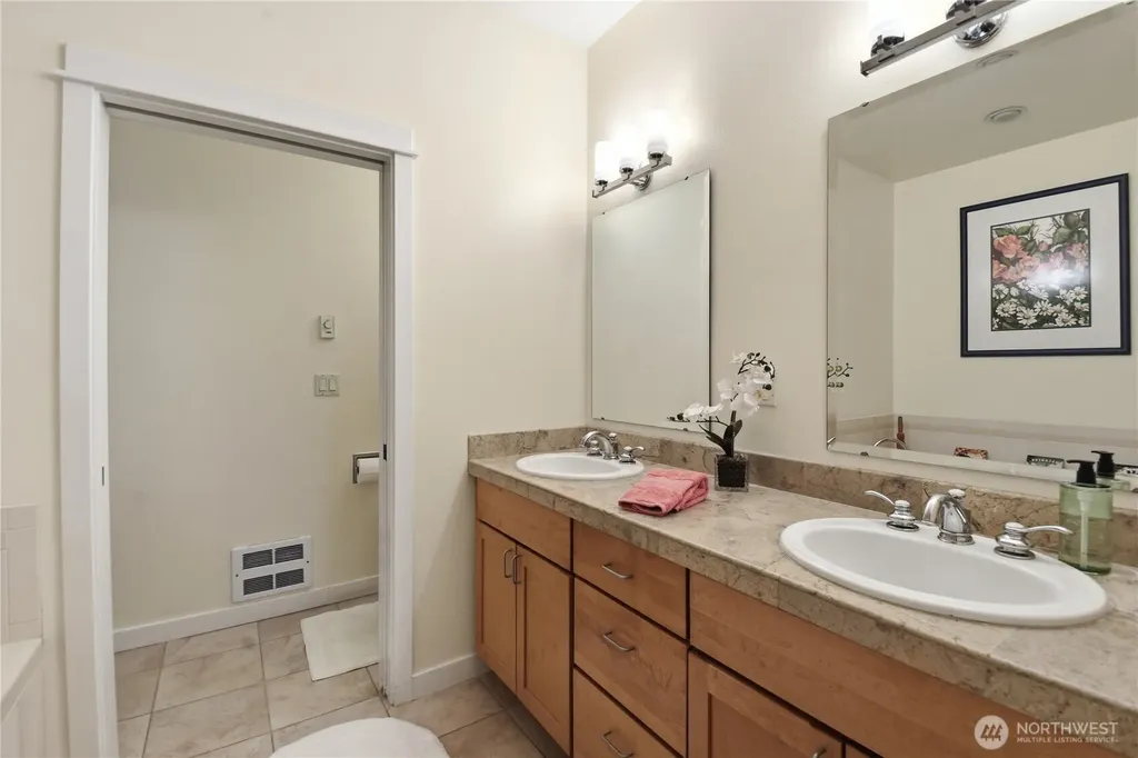 383 NE Romance Hill Road Belfair WA 98528