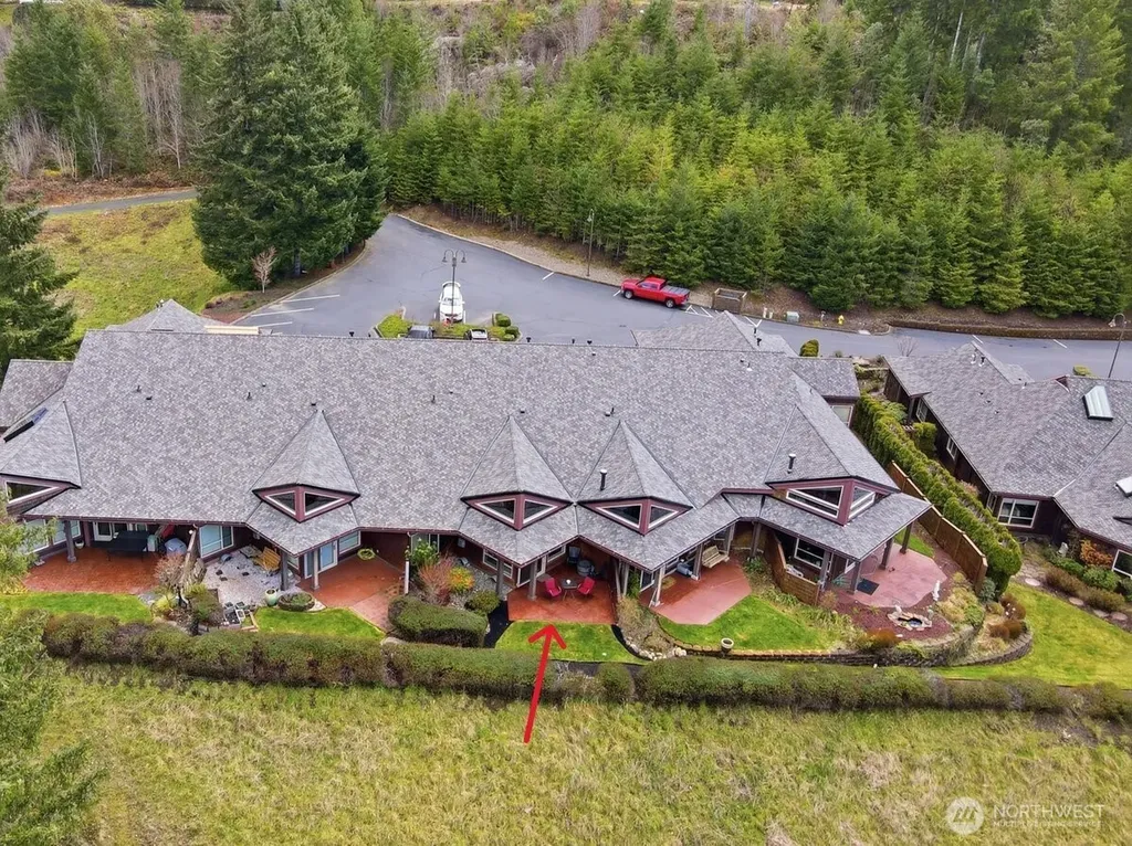 383 NE Romance Hill Road Belfair WA 98528