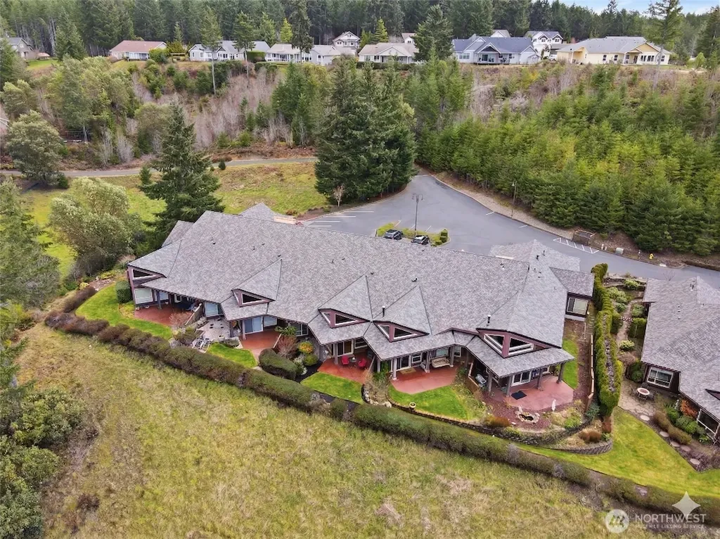 383 NE Romance Hill Road Belfair WA 98528