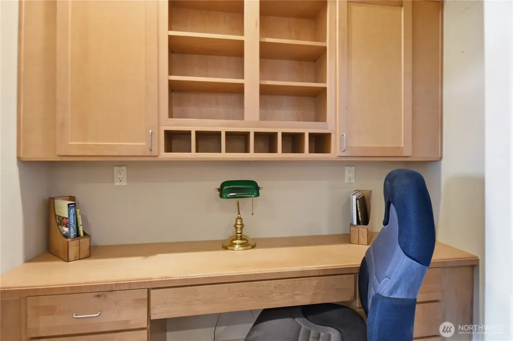 383 NE Romance Hill Road Belfair WA 98528